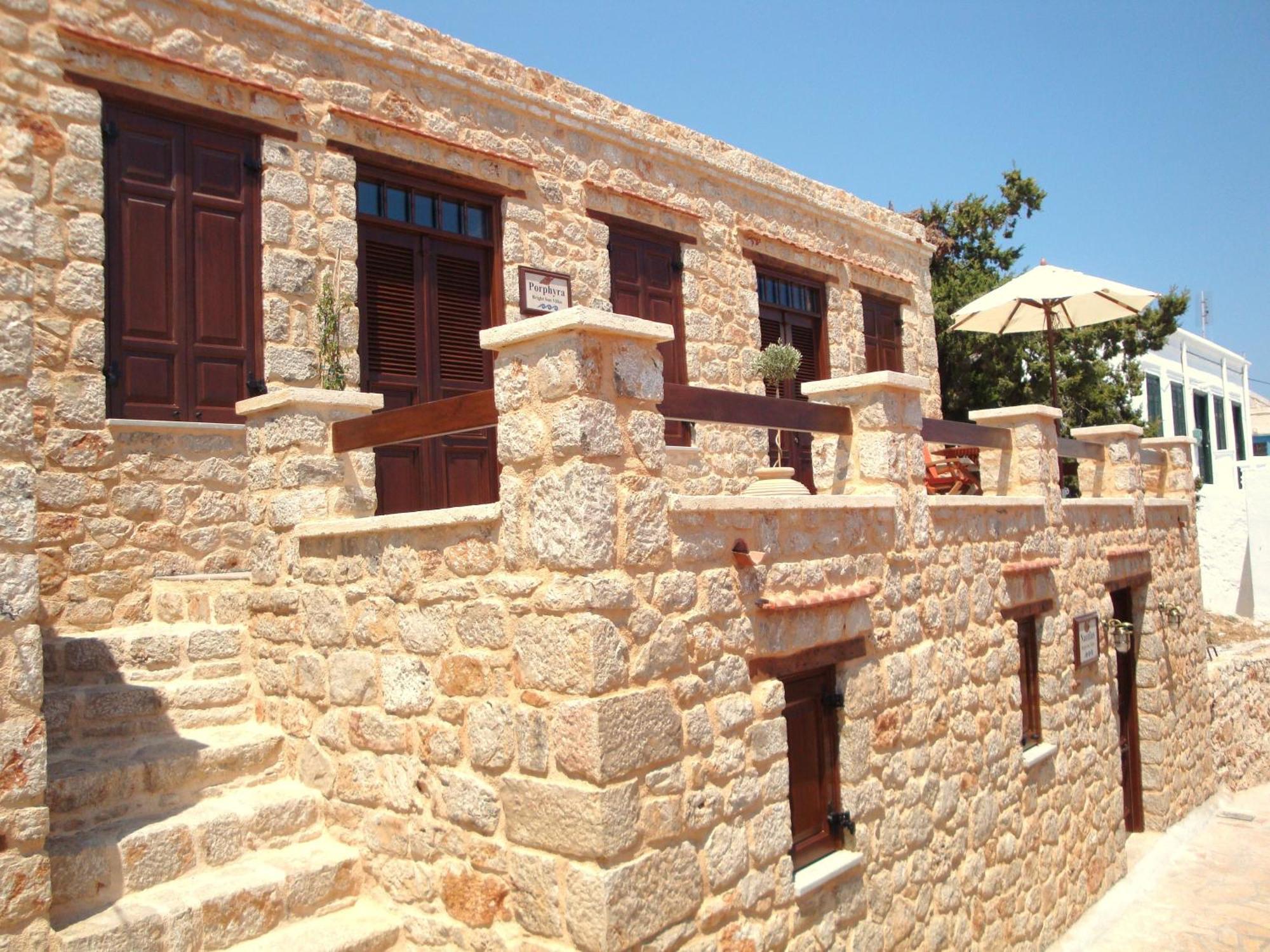 Bright Sun Villas Chalki Town Eksteriør billede